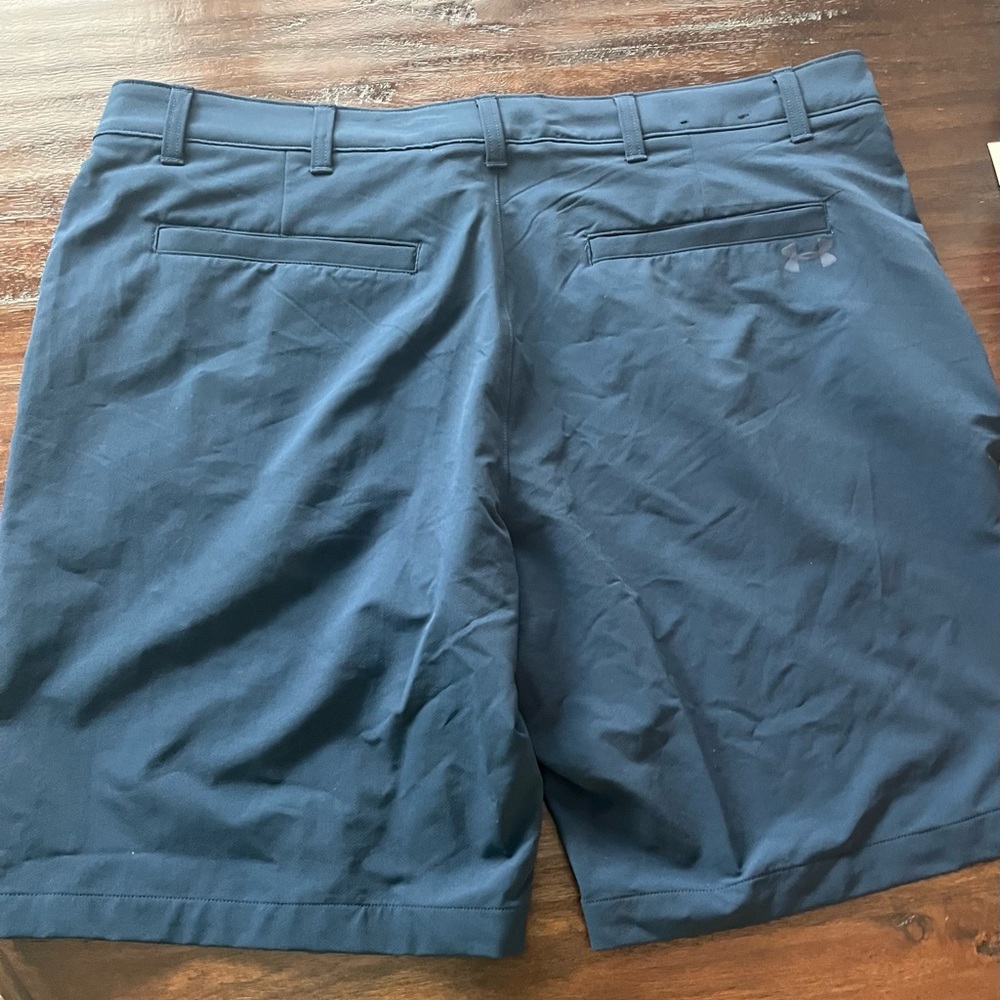 NWT Under Armour Navy Golf shorts Size 42